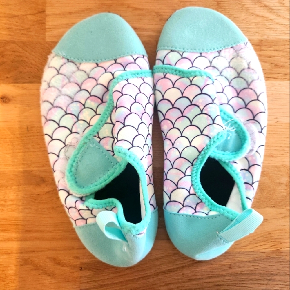 Centipede Demon Kids Water Shoes Outdoor Quick Dry Barefoot Aqua Socks Sz 1/2